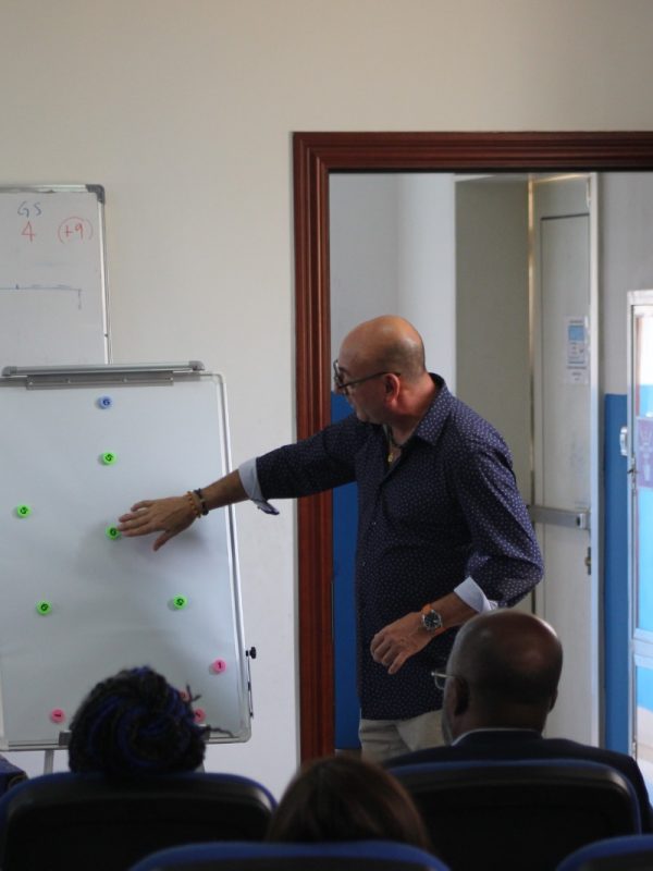 Toni Cortés lanza un nuevo proyecto formativo de fútbol en África