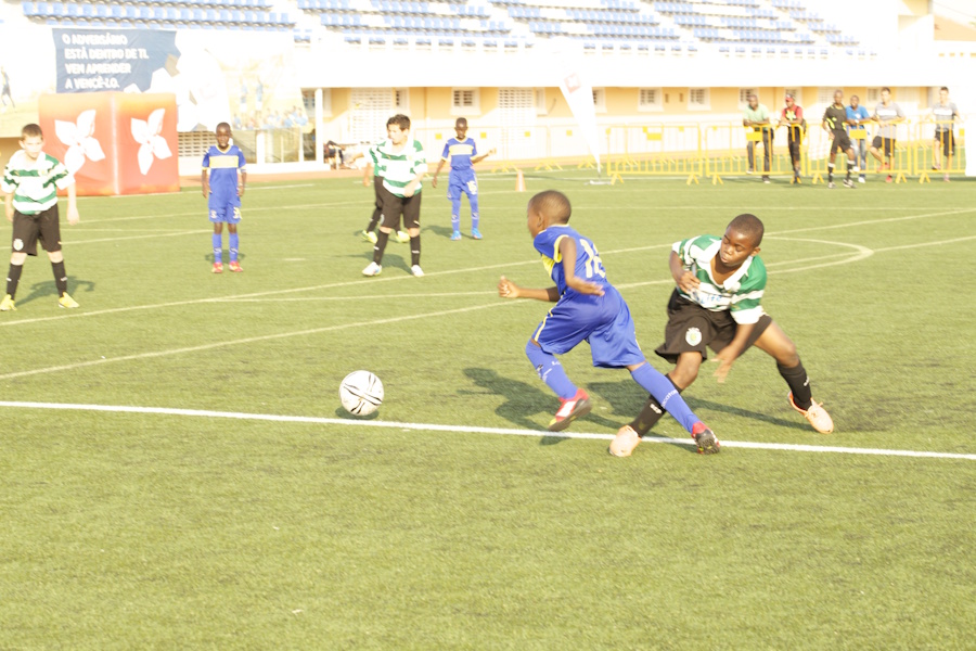 Nacimiento del fútbol 7 en Angola. Torneo Internacional Geração do futuro-4